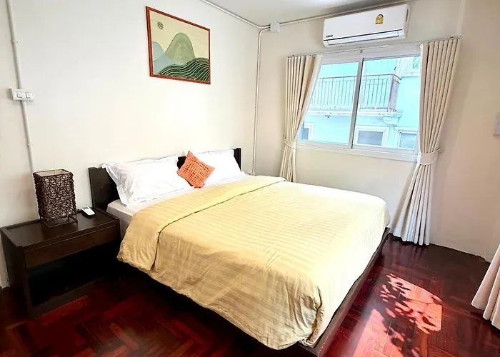 5br Sleeps 10 Pool 2minbts Rooftop Free Airport Pickup * 曼谷
