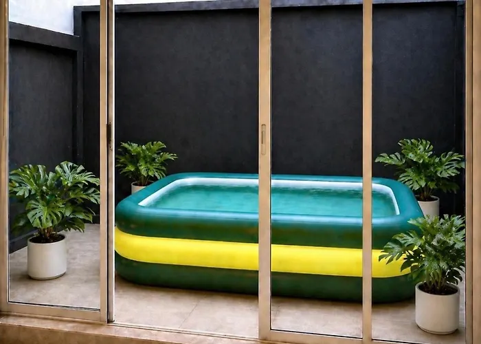 5br Sleeps 10 Pool 2minbts Rooftop Free Airport Pickup 度假居