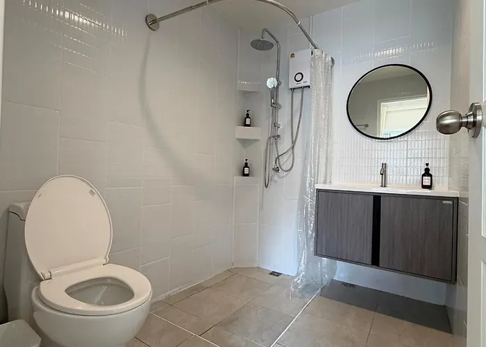 度假居 5br Sleeps 10 Pool 2minbts Rooftop Free Airport Pickup *