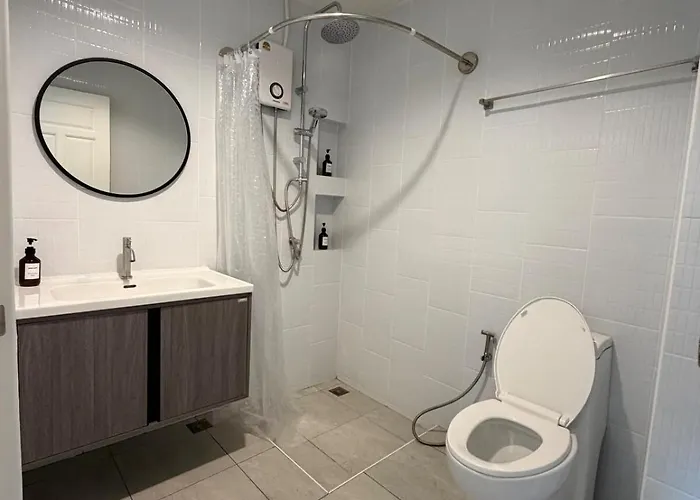 5br Sleeps 10 Pool 2minbts Rooftop Free Airport Pickup 曼谷