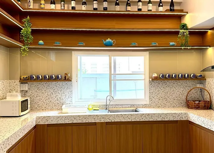 5br Sleeps 10 Pool 2minbts Rooftop Free Airport Pickup 度假居