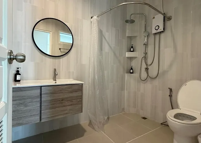 5br Sleeps 10 Pool 2minbts Rooftop Free Airport Pickup 度假居